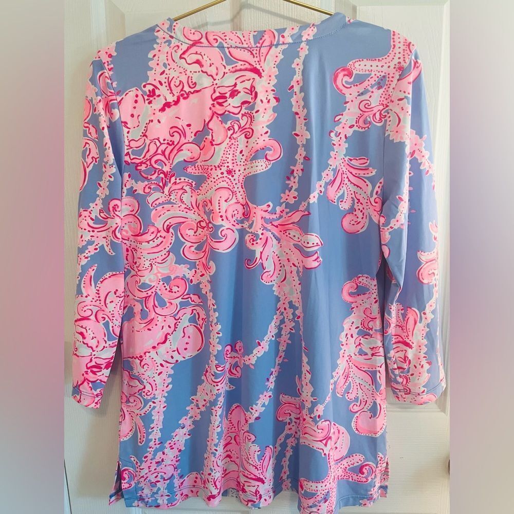 Lilly Pulitzer Pink Graphic 3/4 Sleeve Tunic - Picture 7 of 8